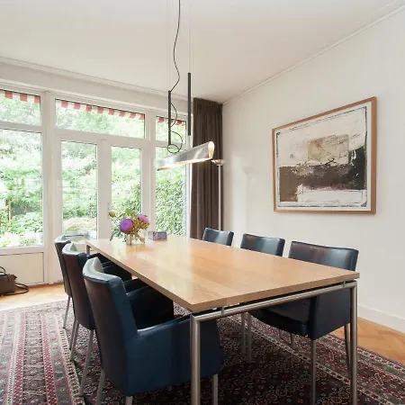 Comfortable Holiday In Overveen With Terrace Feriehus