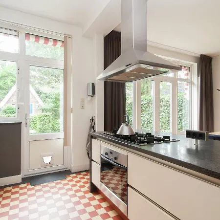 Comfortable Holiday In Overveen With Terrace * Bloemendaal